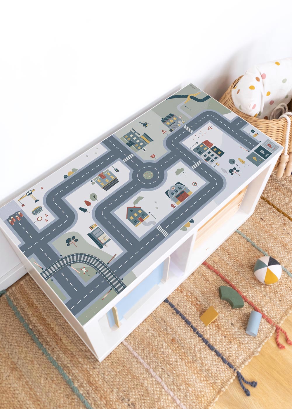 Ikea Kallax mit Klebefolie mit Spielstraße Motiv von Limmaland verschönern Ikea Kallax mit Klebefolie mit Spielstraße Motiv von Limmaland verschönern