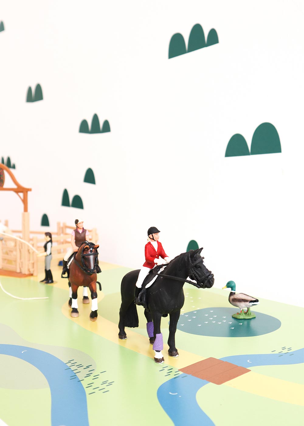 Ikea Kallax Regal Spielwiese 3fach Teilansicht Pferd