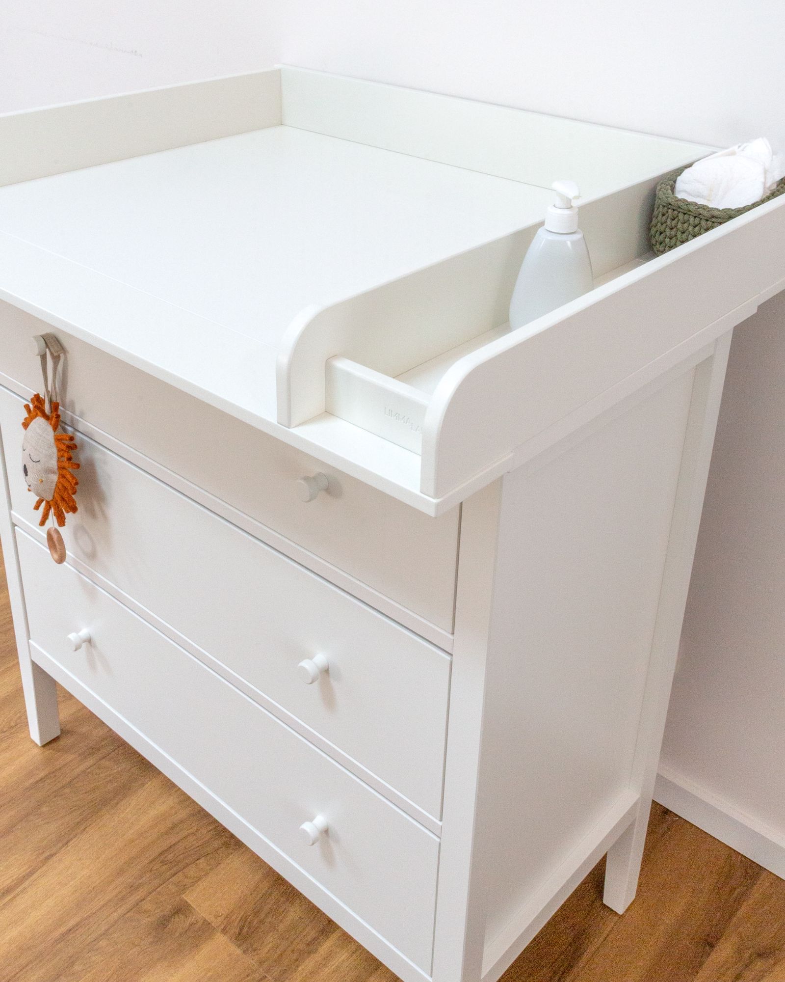 wicked, dresser, changing-table, white, wooden