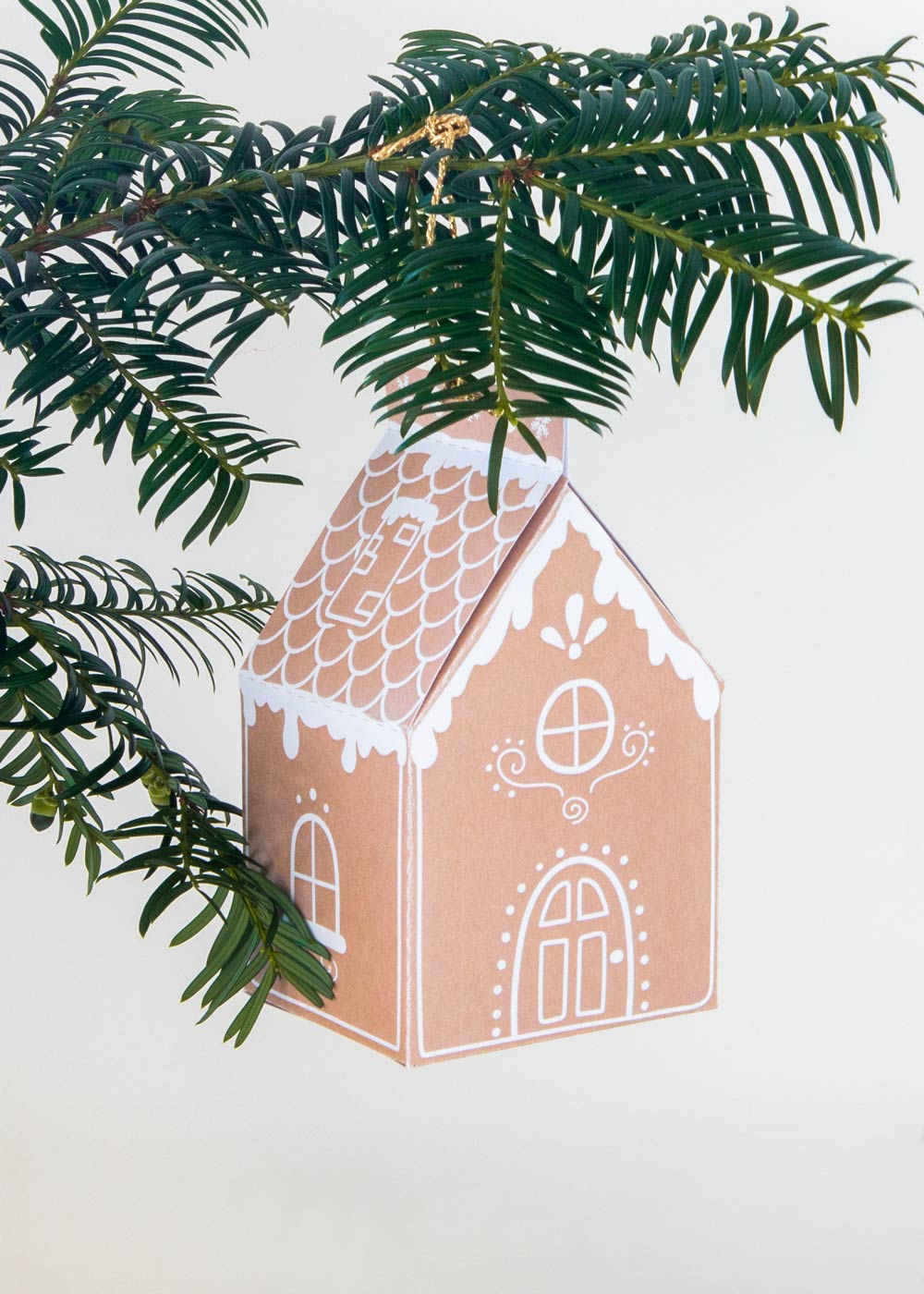 Lebkuchenhaus aus Papier basteln Lebkuchenhaus aus Papier basteln