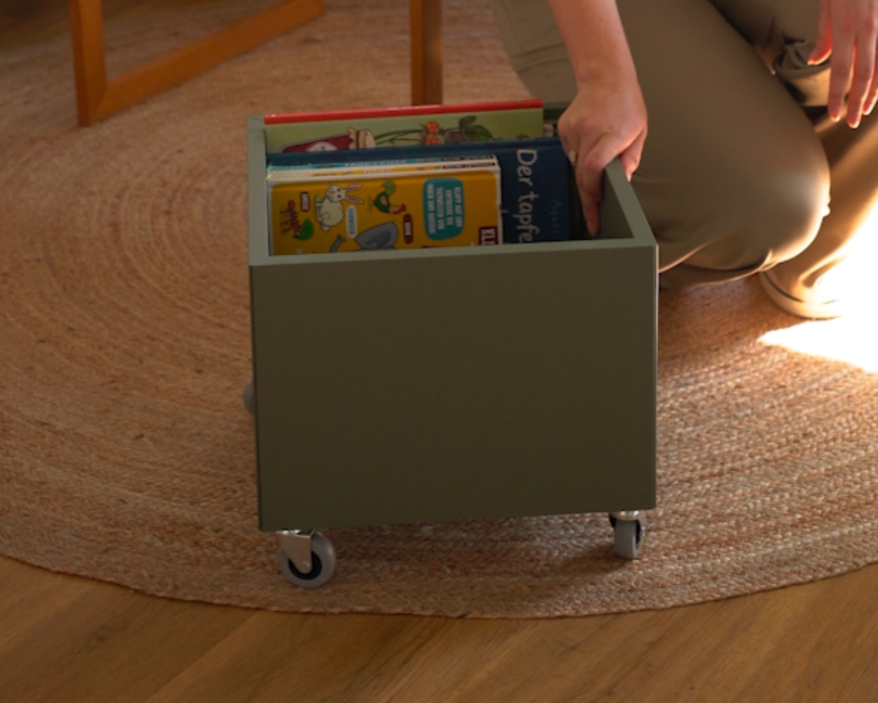 Bücherkiste für Kinder selber machen