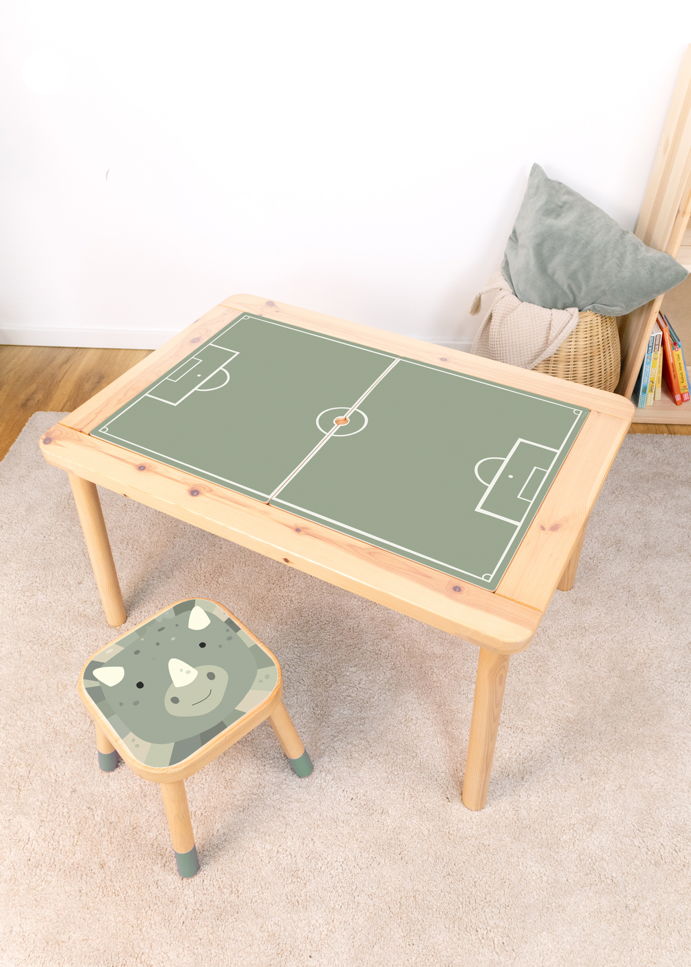 IKEA LÄTT Klebefolie als Fußball Deko für dein Fußball Kinderzimmer als Fußballzimmer Deko mit Fußballmotiven passend für die Fußball EM