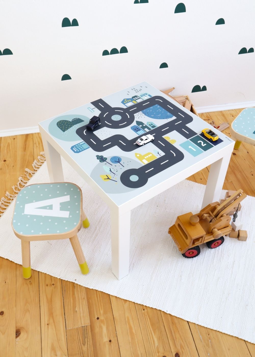 Kinderzimmer Jungen Straßentisch  Kinderzimmer Jungen Straßentisch