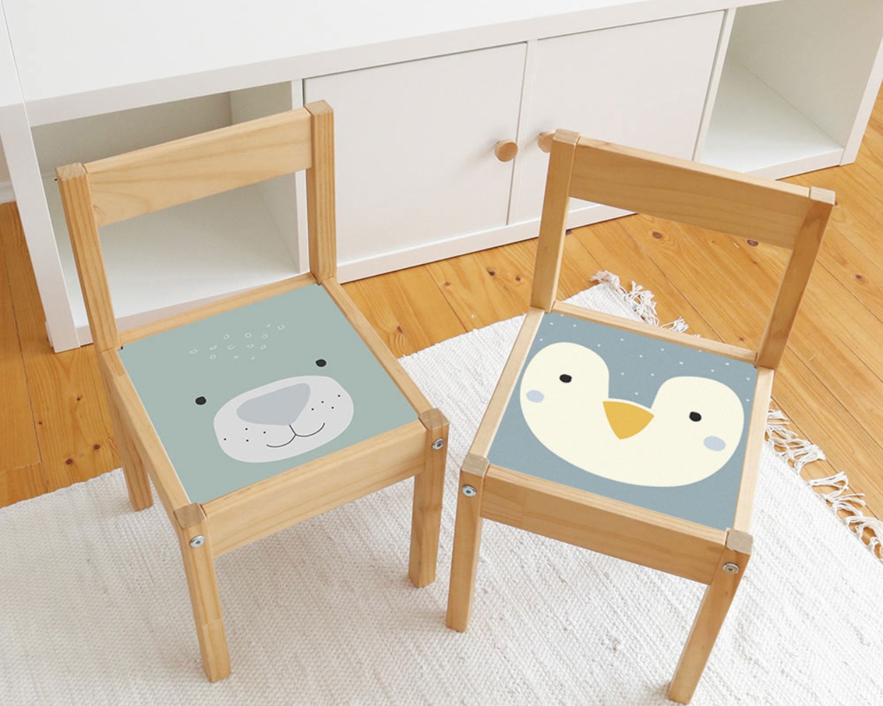 Tier Klebefolie passend für den Ikea Lätt Kinderstuhl mit Tiermotiven wie Otter und Pinguin