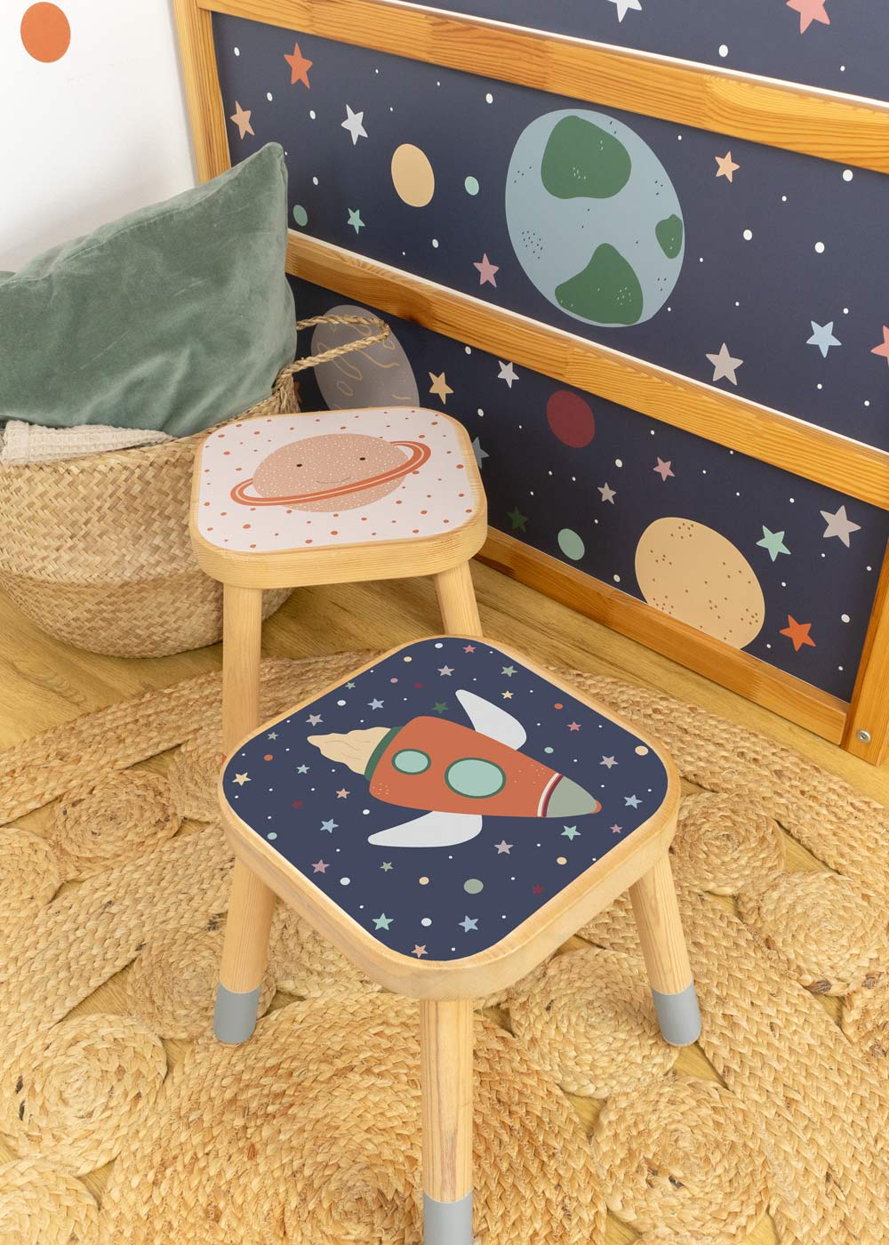klebefolie ikea flisat kinderhocker unendlig rakete 1 klebefolie ikea flisat kinderhocker unendlig rakete 1