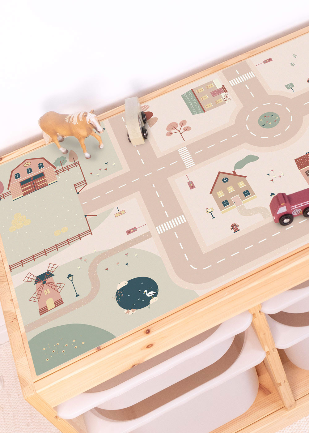 Ikea Trofast Regal mit Klebefolie mit Spielstraße Motiv von Limmaland verschönern