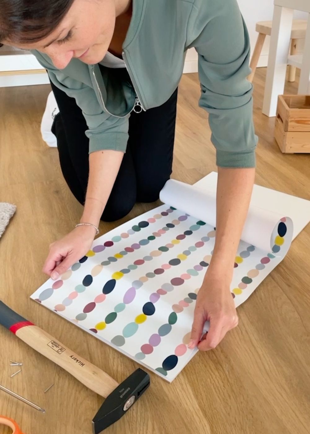 Kinderkueche Spritzschutz bekleben Kinderkueche Spritzschutz bekleben