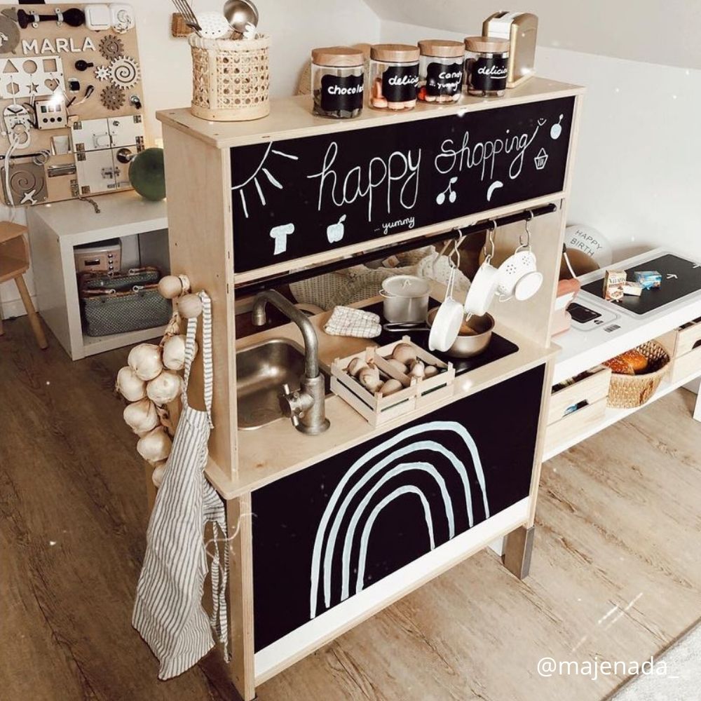 Kinderküche IKEA mit Tafelfolie Kinderküche IKEA mit Tafelfolie