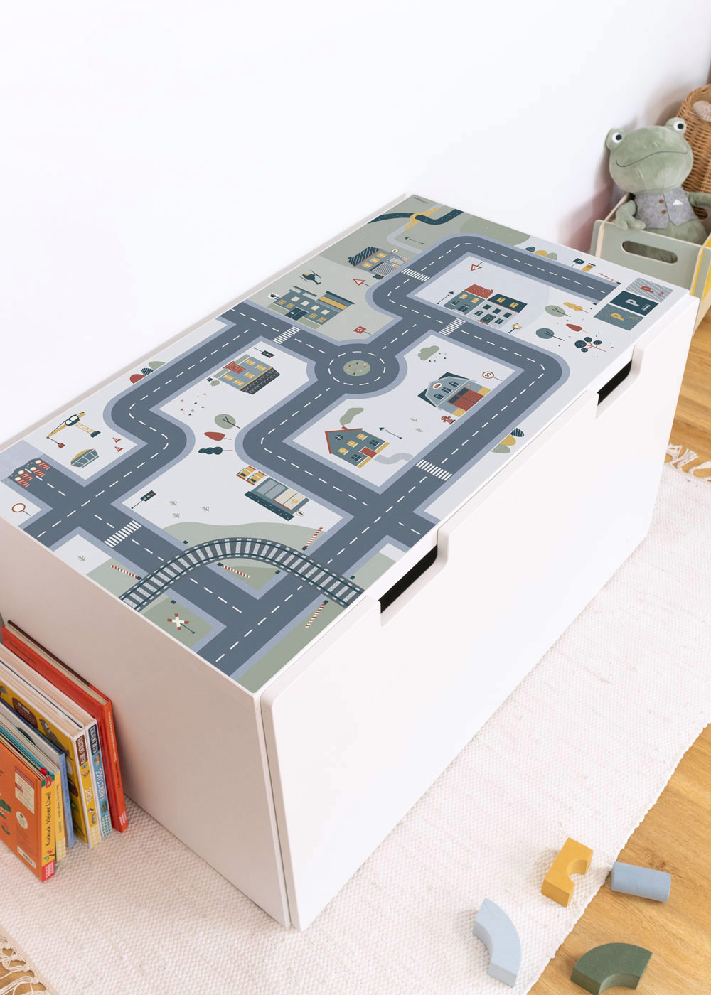 Ikea Stuva Kinderbank Bank mit Klebefolie mit Spielstraße Motiv von Limmaland verschönern Ikea Stuva Kinderbank Bank mit Klebefolie mit Spielstraße Motiv von Limmaland verschönern