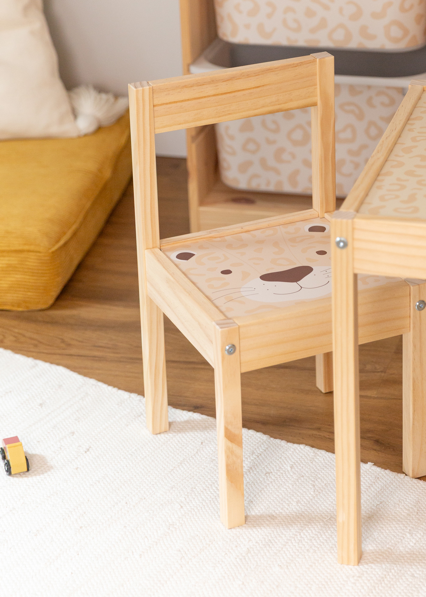 klebefolie ikea laett kinderstuhl tierig leo 2 klebefolie ikea laett kinderstuhl tierig leo 2