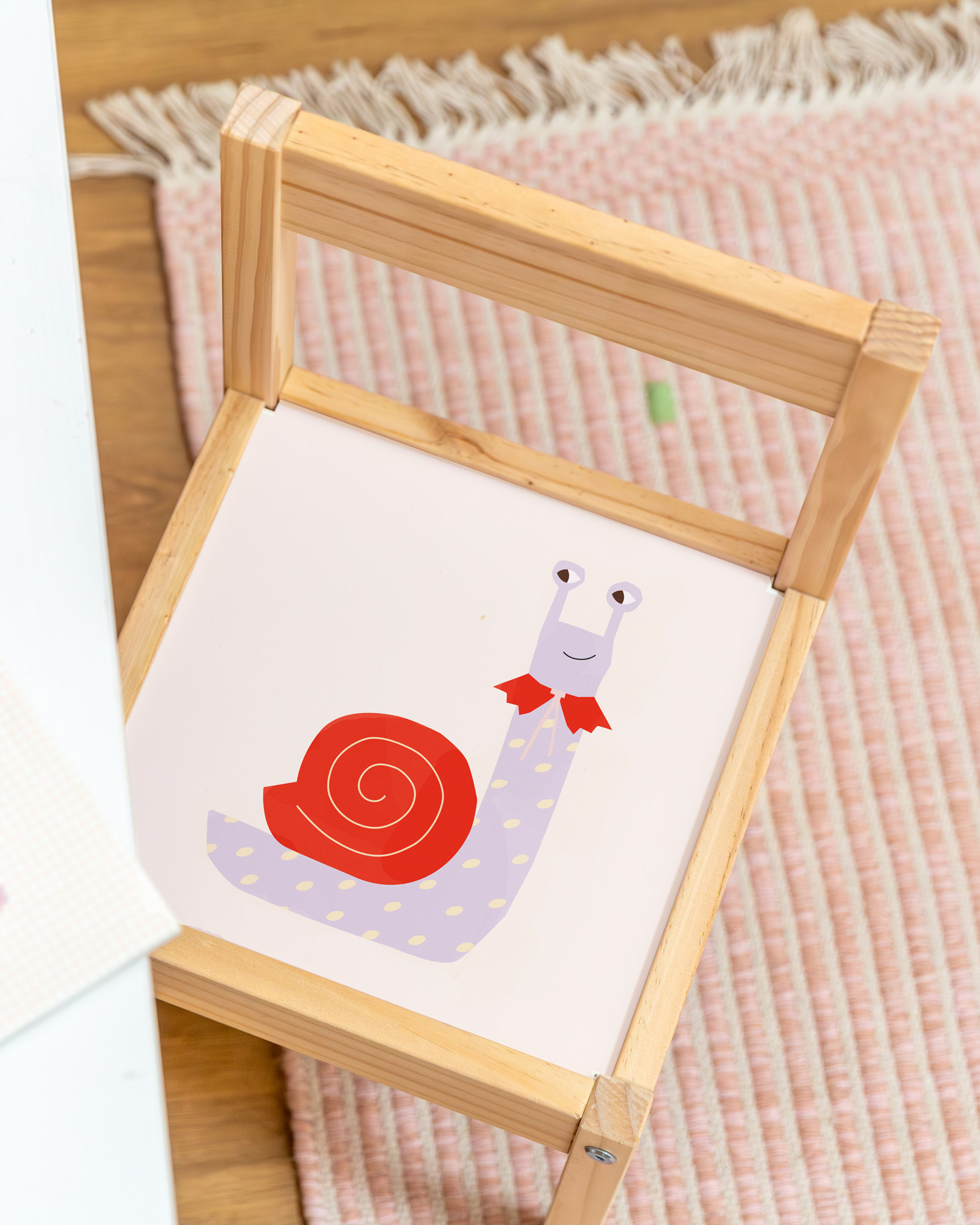 klebefolie ikea laett kinderstuhl lille vruende schnecke 1