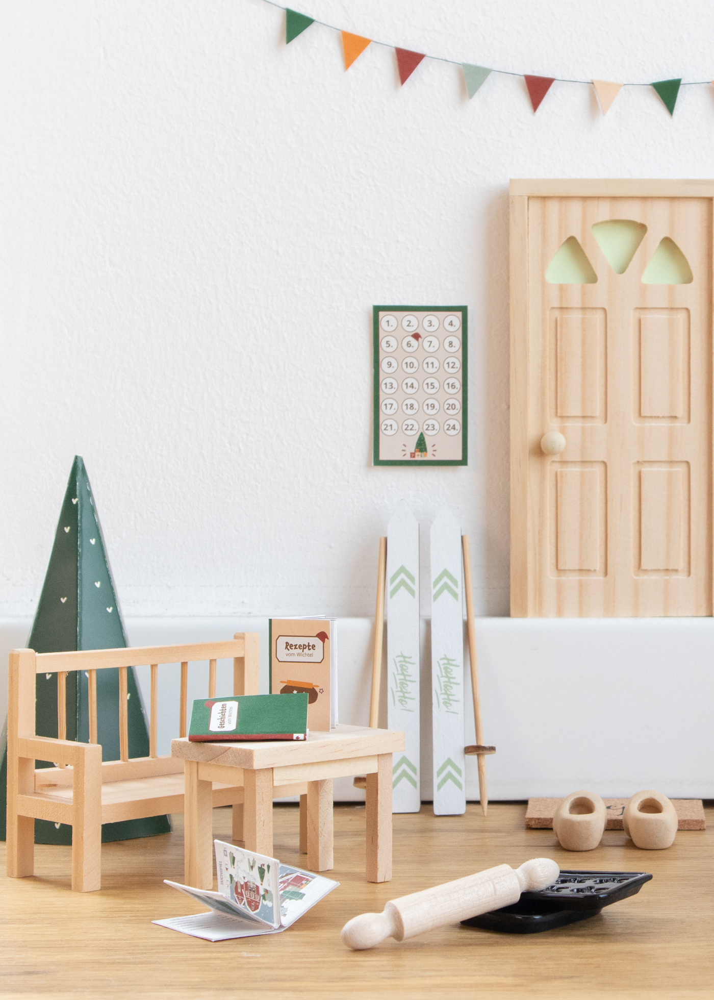 Wichteltür und Zubehör Nahaufnahme Wichteltür und Zubehör Nahaufnahme