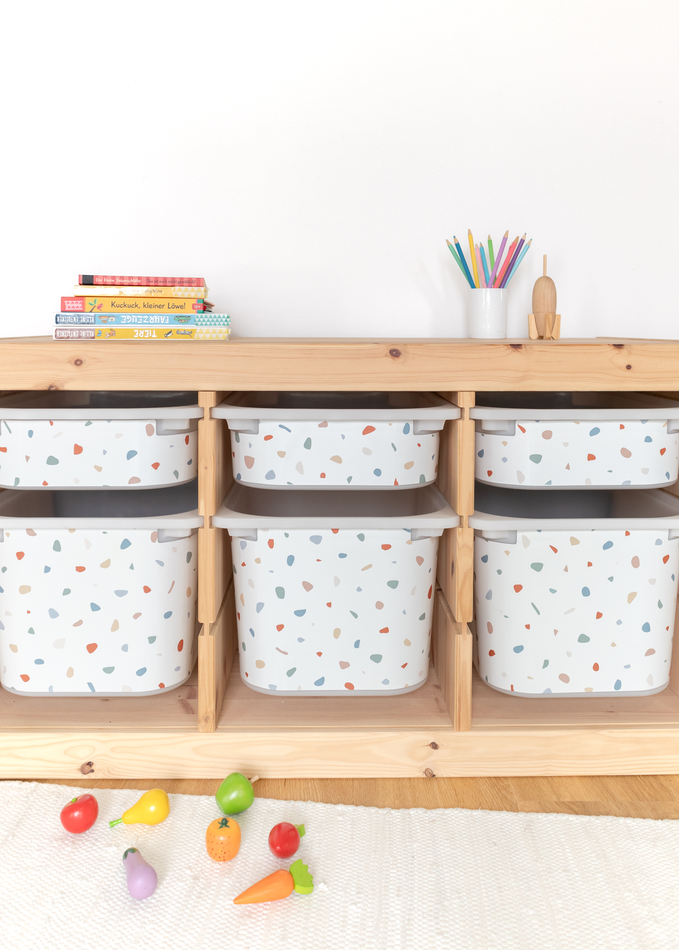 Sommerliches Terrazzo Muster für IKEA TROFAST Regal Sommerliches Terrazzo Muster für IKEA TROFAST Regal