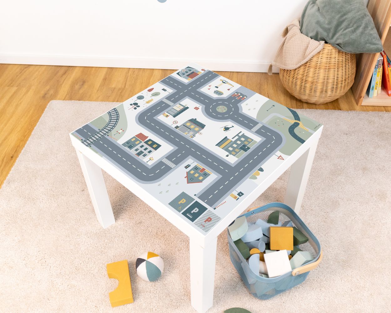 IKEA LACK Kindetisch zum Spieltisch gestalten IKEA LACK Kindetisch zum Spieltisch gestalten