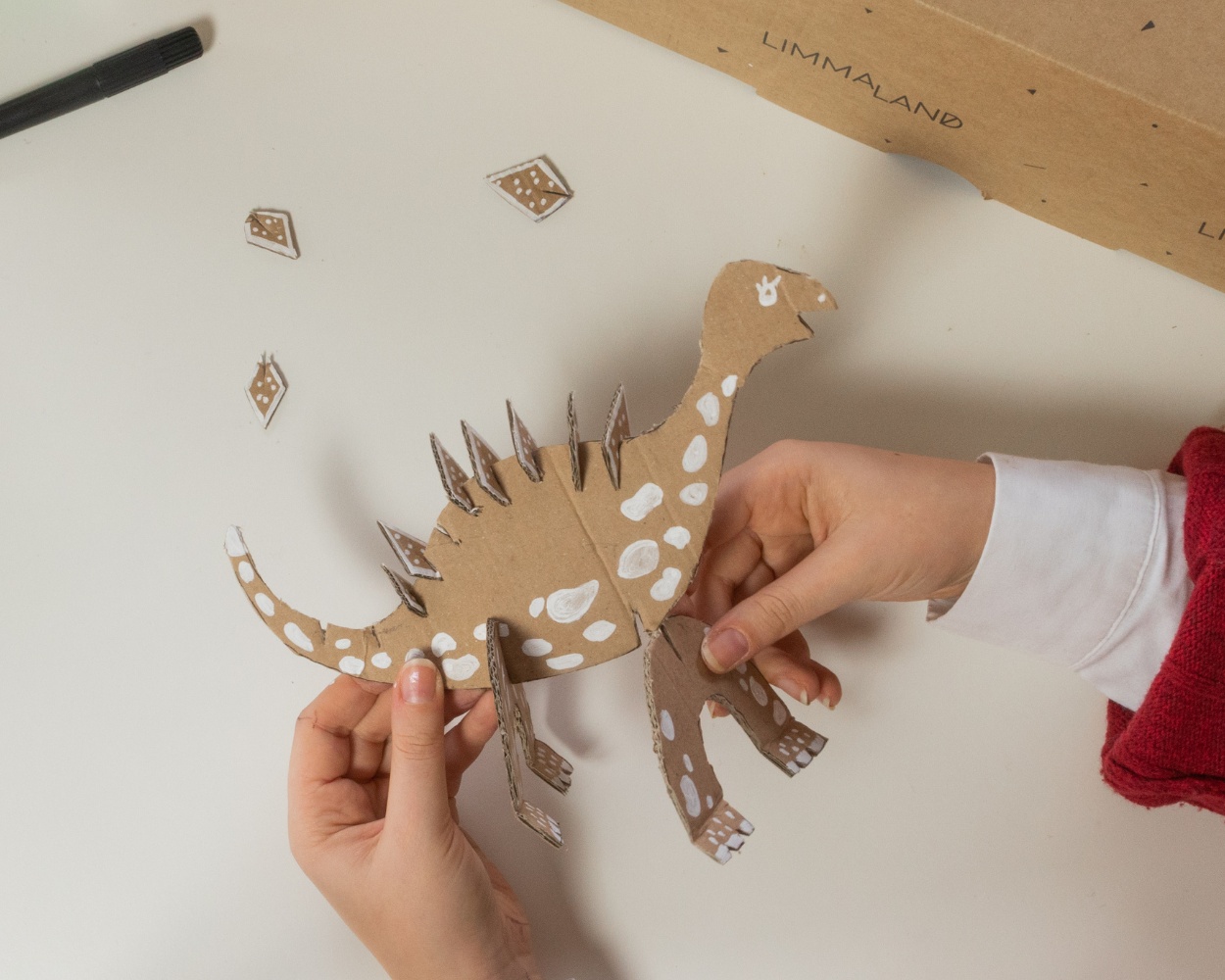 Bricoler des animaux en carton