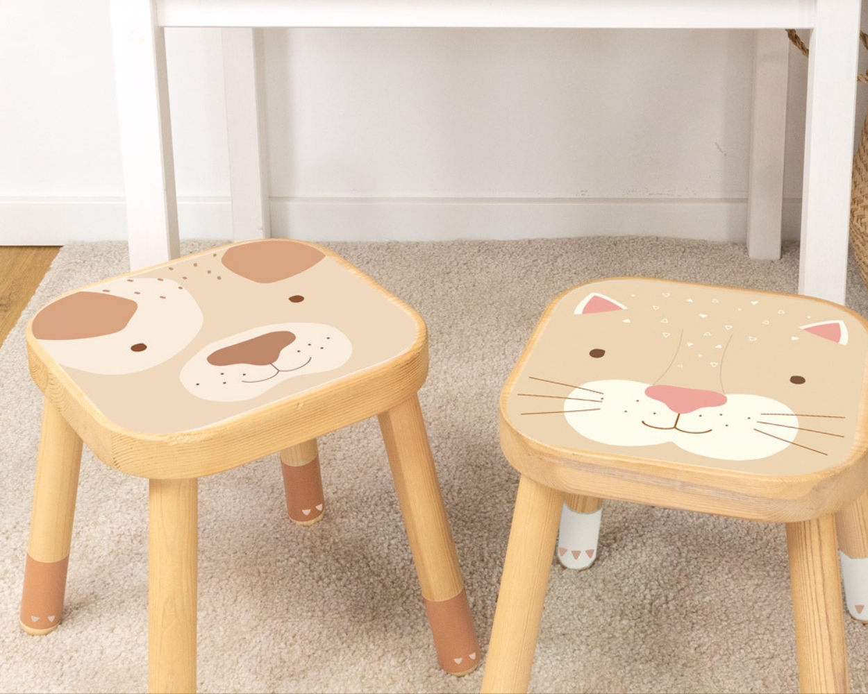 Klebefolie Tiere für Ikea Kinderhocker mit Tiermotiven Tiere Süss Klebefolie für Ikea Kinderhocker mit Tiermotiven Hund und Katze