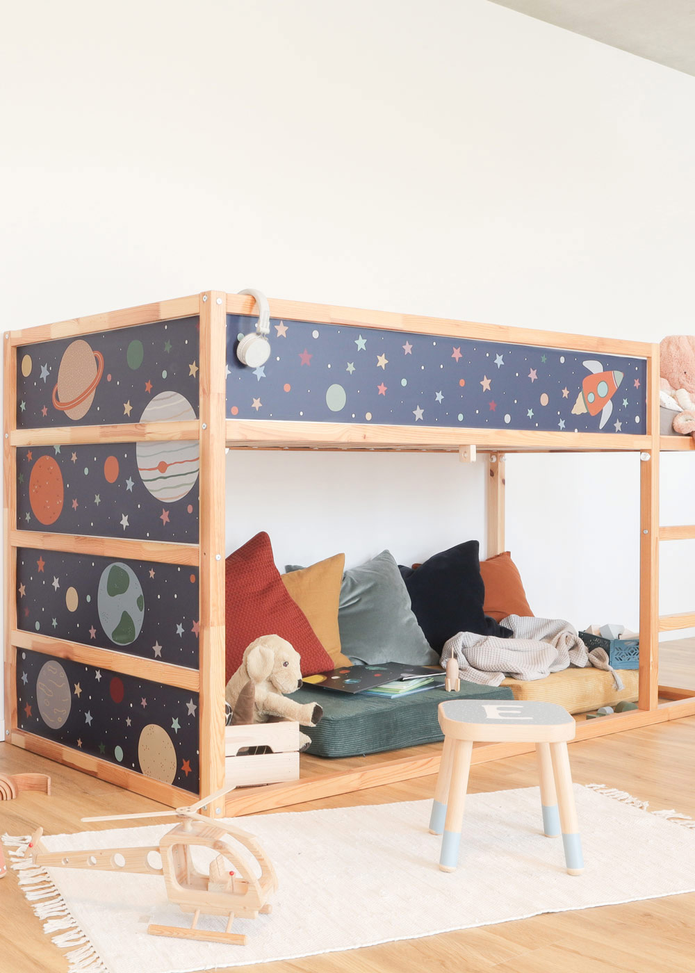 klebefolie ikea kura hochbett planeten 5er set 00 klebefolie ikea kura hochbett planeten 5er set 00