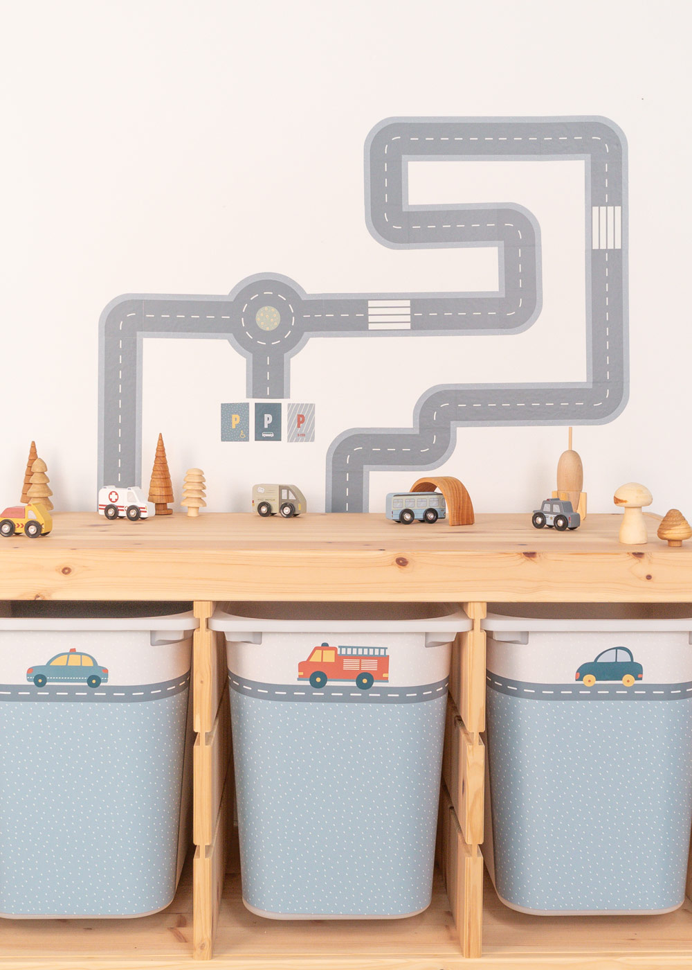 Klebefolie Kinderzimmer DIY für Ikea Spieltisch