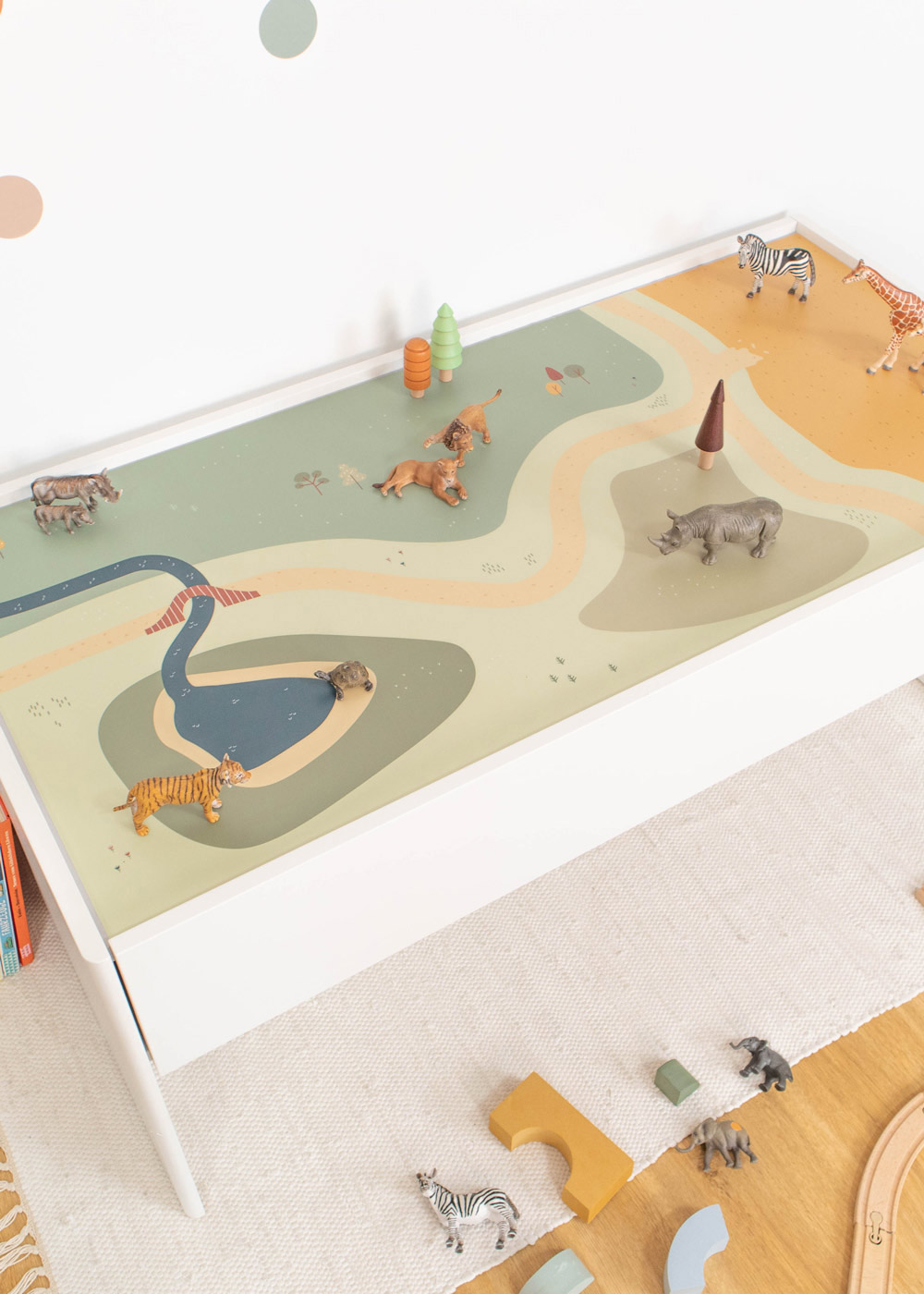 Klebefolie für Ikea Dundra Kinderzimmer Tisch mit Wiese-Motiv Klebefolie für Ikea Dundra Kinderzimmer Tisch mit Wiese-Motiv