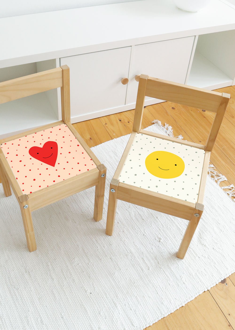 klebefolie ikea laett kinderstuhl glyklig smiley 1