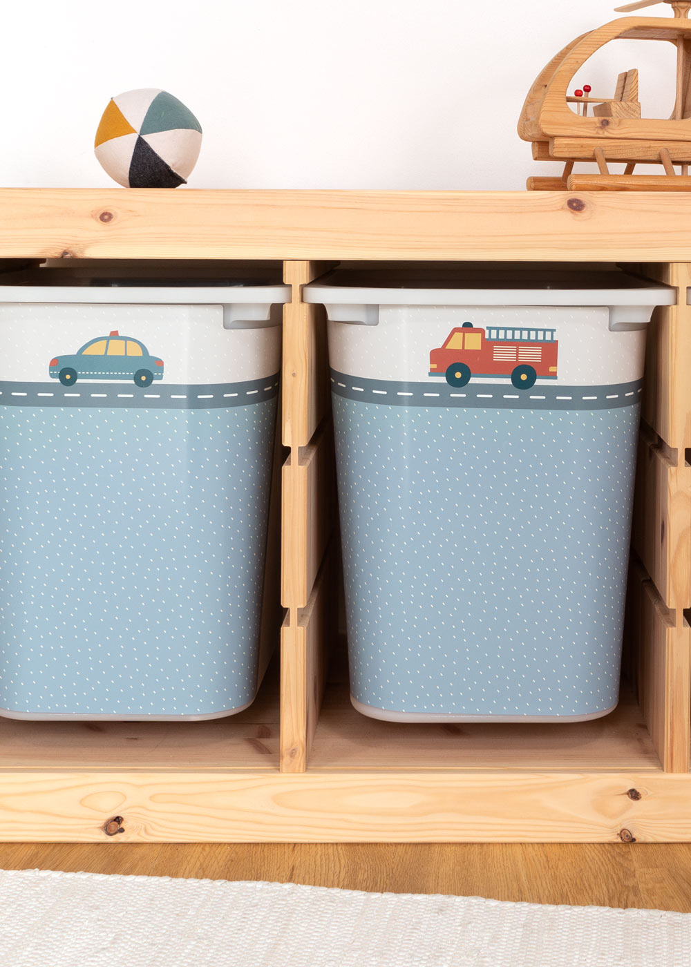 Klebefolien mit Automotiv für Ikea Trofast Boxen Trofast Ikea Aufbewahrungsboxen mit Limmaland Klebefolie mit Automotiven verschönern