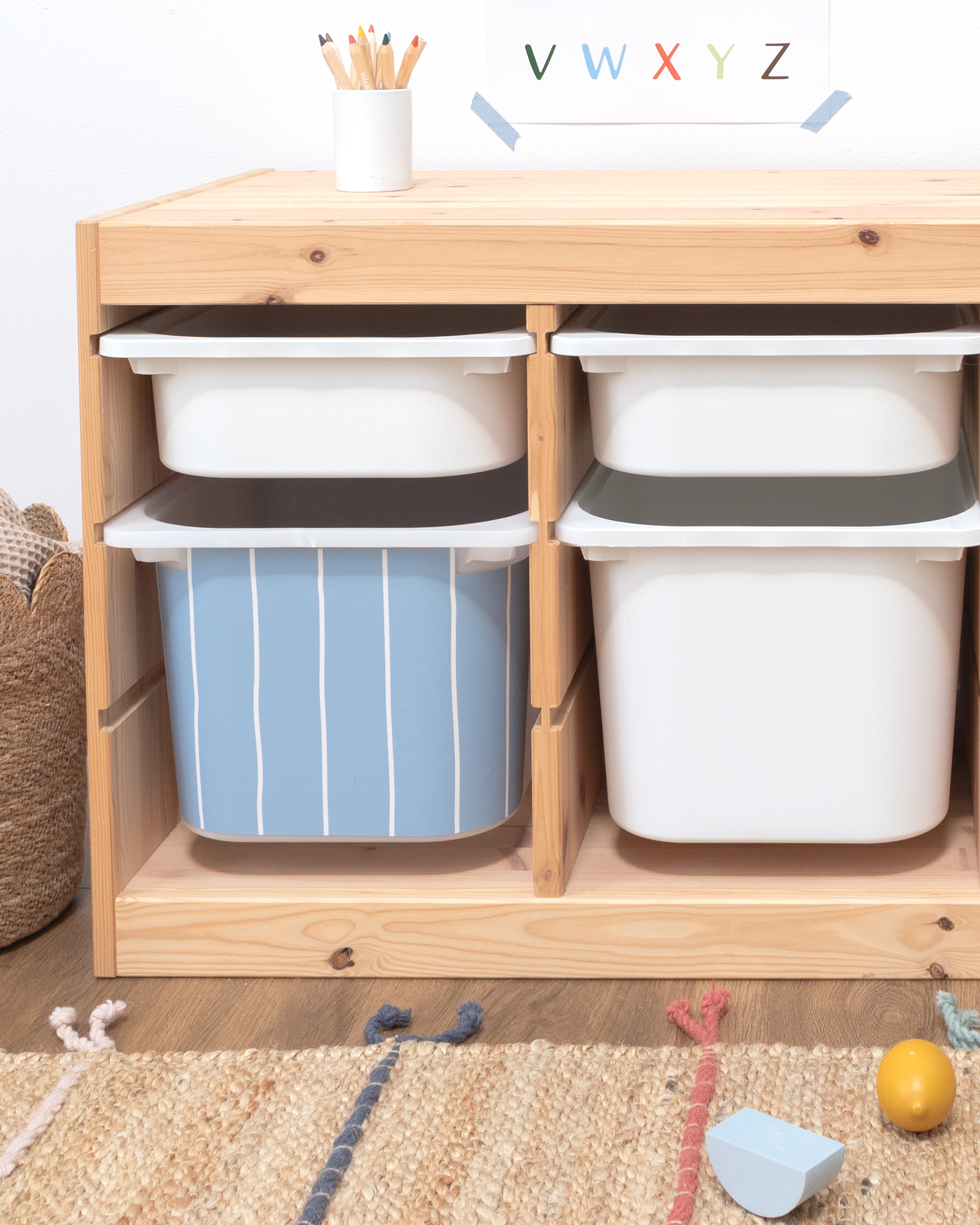 klebefolie ikea trofast box mittel kopfseite linie nordisch blau 2