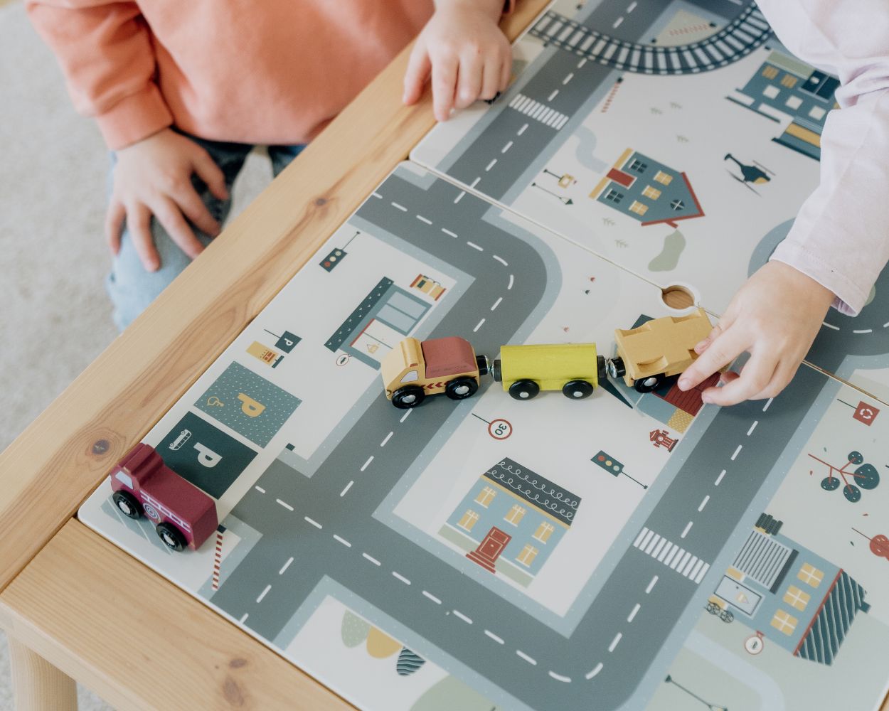 Spieltisch Kinderzimmer Stadtleben Spieltisch Kinderzimmer Stadtleben