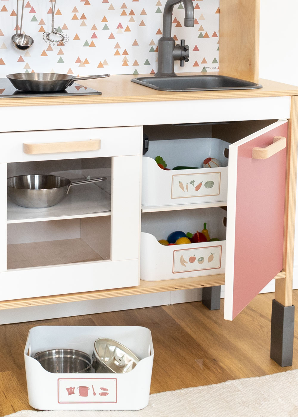 klebefolie ikea duktig kinderkueche trianglig rosenholz 04