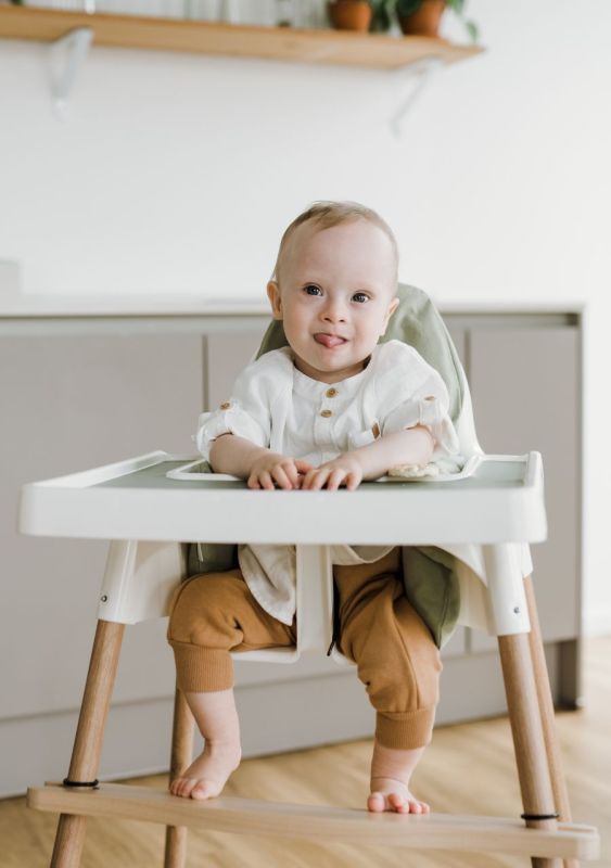Comparaison chaise haute IKEA Antilop vs. Stokke Tripp Trapp vs